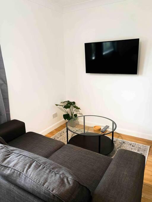 Cozy Studio Near Train Station CBG Exterior foto